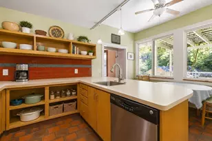 31 Wesley St, Newton, MA 02458 - Photo 9
