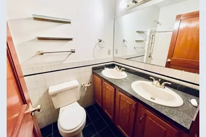 300 North St #1, Boston, MA 02113 - Photo 11