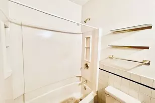300 North St, Boston, MA 02113 - Photo 9