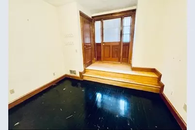 300 North St #1, Boston, MA 02113 - Photo 9