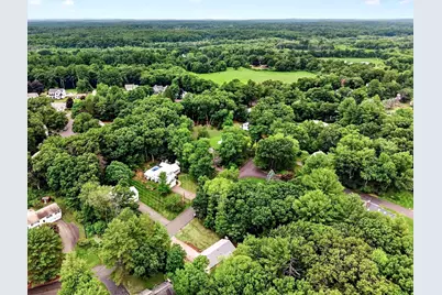 10 Glenridge Dr, Bedford, MA 01730 - Photo 33