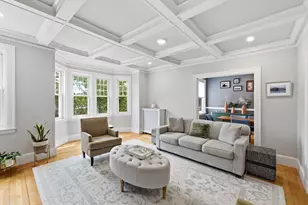 585 Franklin St, Melrose, MA 02176 - Photo 7