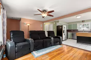 25 Wilson St, Beverly, MA 01915 - Photo 11