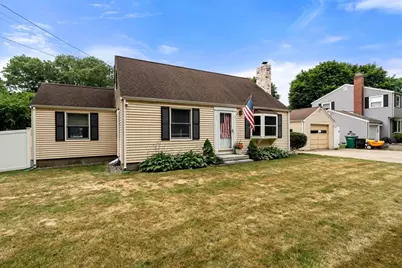 25 Wilson Street, Beverly, MA 01915 - Photo 5