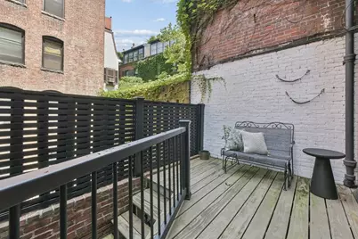 89 Revere St, Boston, MA 02114 - Photo 25