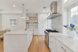 89 Revere St, Boston, MA 02114 - Photo 9
