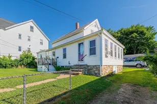 10 Snow St, Southbridge, MA 01550 - Photo 25