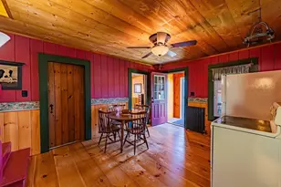 10 Snow St, Southbridge, MA 01550 - Photo 5