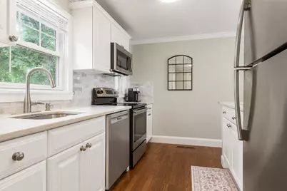 11 Oak Street #33, Wellesley, MA 02482 - Photo 5