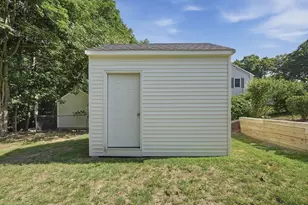 11 Fuller Rd, Attleboro, MA 02703 - Photo 31