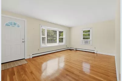 11 Fuller Road, Attleboro, MA 02703 - Photo 5
