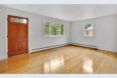 250 Old Lyman Rd, Chicopee, MA 01020 - Photo 9