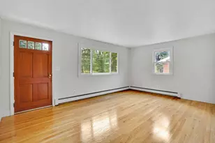 250 Old Lyman Rd, Chicopee, MA 01020 - Photo 9