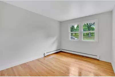 250 Old Lyman Rd, Chicopee, MA 01020 - Photo 13