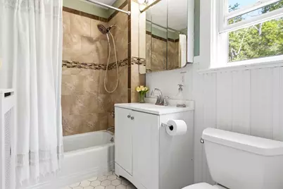 26 Seery St, Malden, MA 02148 - Photo 13