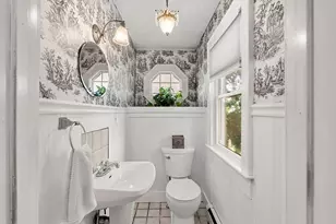 62 Parkview Ave, Lowell, MA 01852 - Photo 21