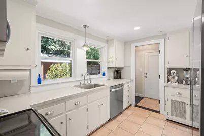 31 Old Farm Road, Dedham, MA 02026 - Photo 19