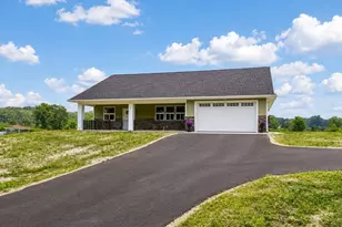 2 Cronin Hill Rd, Hatfield, MA 01038 - Photo 5