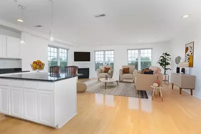 1306 Columbia Road #5A, Boston, MA 02127 - Photo 1