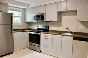 180 Main St, Bridgewater, MA 02324 - Photo 3
