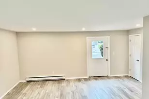 180 Main St, Bridgewater, MA 02324 - Photo 9