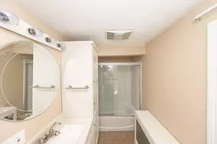 2 Hyatt St, Worcester, MA 01603 - Photo 25
