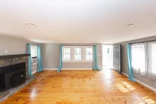 2 Hyatt St, Worcester, MA 01603 - Photo 15