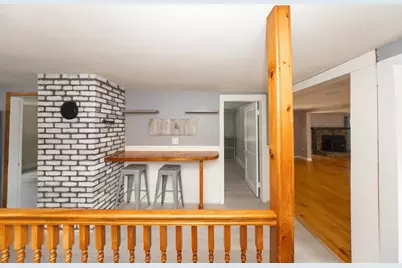 2 Hyatt Street, Worcester, MA 01603 - Photo 9