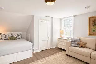 134 Washington St, Marblehead, MA 01945 - Photo 5