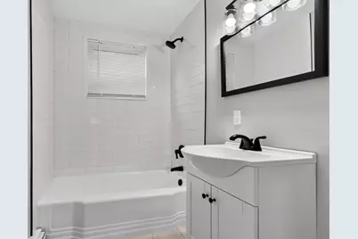 77 Oak St, Gardner, MA 01440 - Photo 7