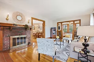 29 Park St, Melrose, MA 02176 - Photo 5