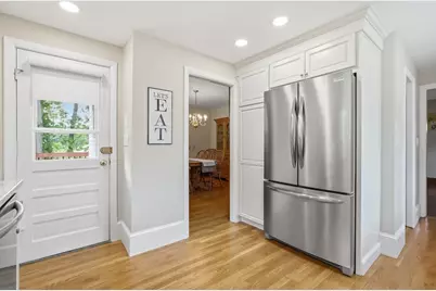 29 Park St, Melrose, MA 02176 - Photo 11