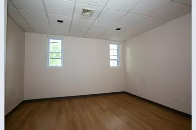 189 Governor, Providence, RI 02906 - Photo 7
