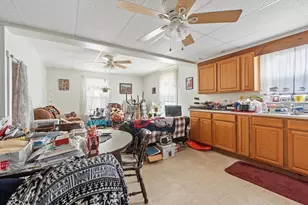 50 Exchange St, Athol, MA 01331 - Photo 11