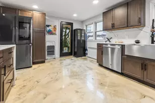218 Warren, Watertown, MA 02472 - Photo 7