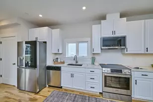 17 Macarthur St, Somerville, MA 02143 - Photo 3