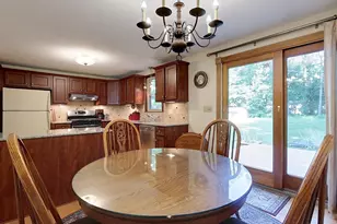 7 Joan St, Pepperell, MA 01463 - Photo 7