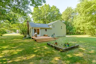 7 Joan St, Pepperell, MA 01463 - Photo 27