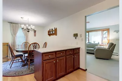 7 Joan St, Pepperell, MA 01463 - Photo 5