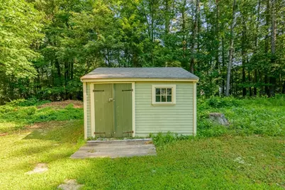 7 Joan St, Pepperell, MA 01463 - Photo 31