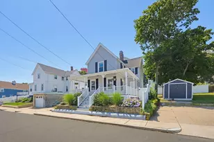 69 Crystal Cove Ave, Winthrop, MA 02152 - Photo 3
