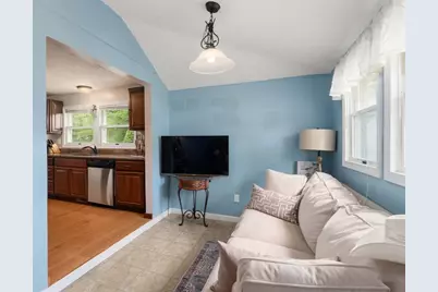 10 Riverside Dr, Auburn, MA 01501 - Photo 9