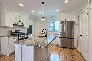 28 Cherry St, Plymouth, MA 02360 - Photo 3