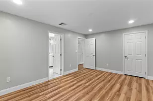 16 Dartmoor Dr, Shrewsbury, MA 01545 - Photo 19