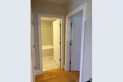 138 W 9th St #2, Boston, MA 02127 - Photo 5