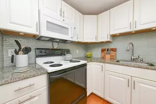 3 Village Green Dr, Bourne, MA 02562 - Photo 5