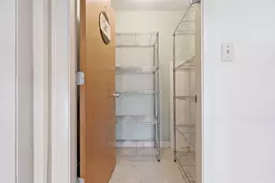 545 Adams St, Boston, MA 02122 - Photo 15