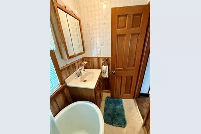 8 Union Rd, Wales, MA 01081 - Photo 21