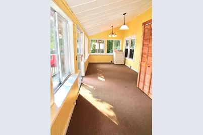 8 Union Rd, Wales, MA 01081 - Photo 17