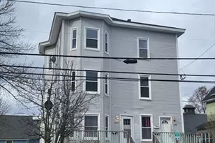 205 School St, Lowell, MA 01854 - Photo 3